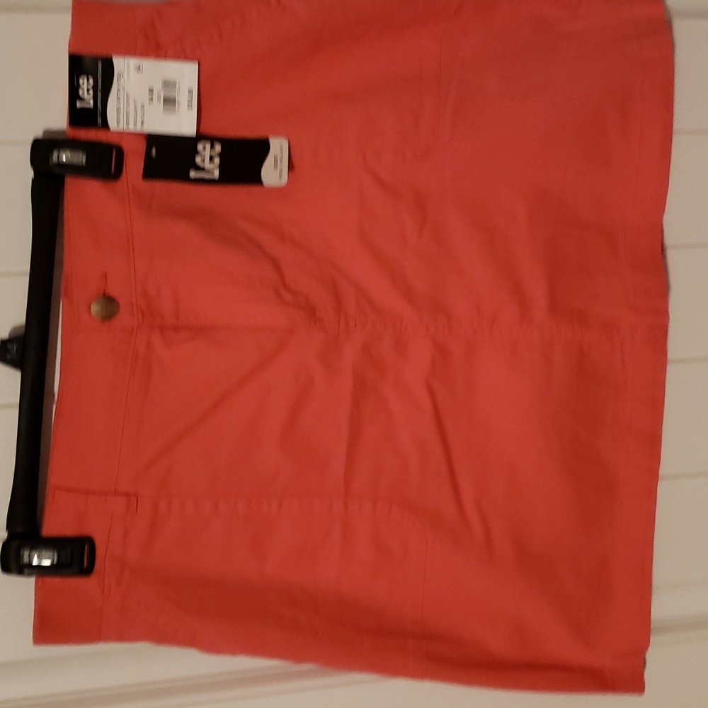 Lee coral skort